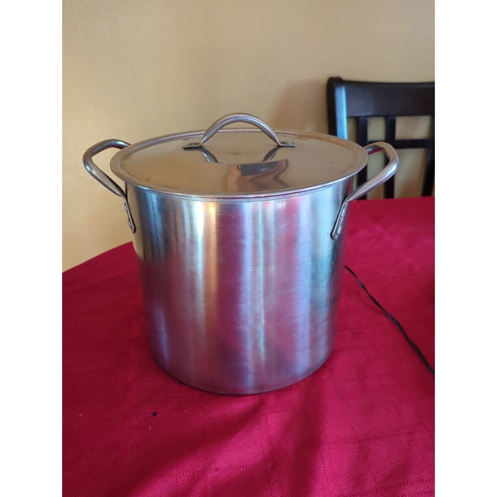 16 QUART STAINLESS STEEL LIDDED STOCKPOT. FREE Smaller One. - Picture 11 of 14